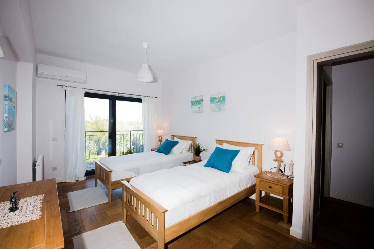 Avlaki Beach Villa Kassiopi Dış mekan fotoğraf