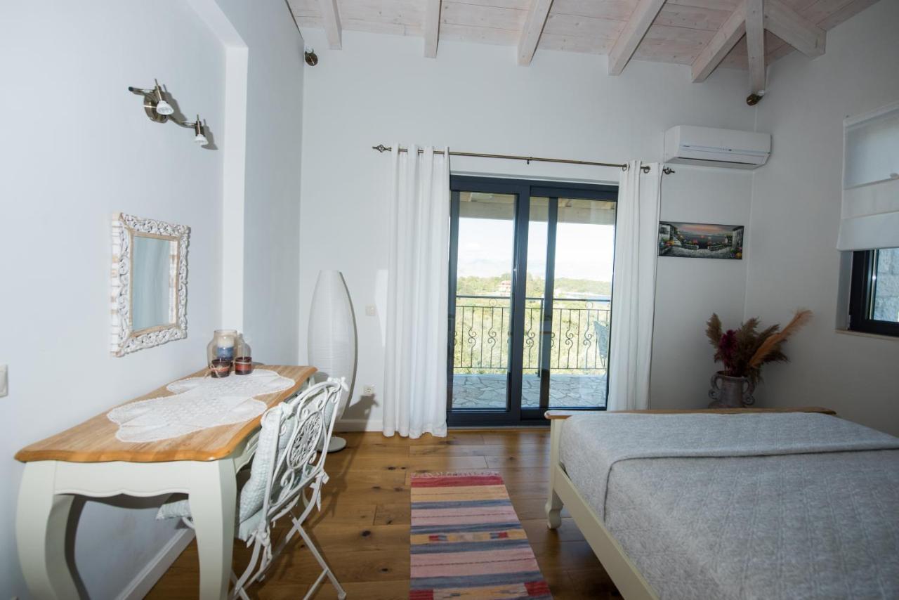 Avlaki Beach Villa Kassiopi Dış mekan fotoğraf